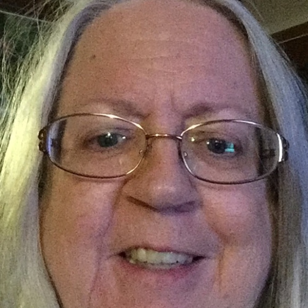 Meet your Posher, Carol